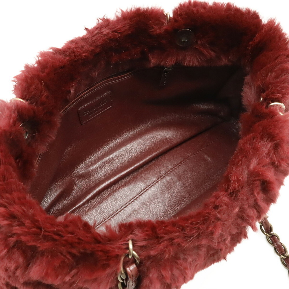 CHANEL Red Logo Shoulder Bag - Picture 7 of 9